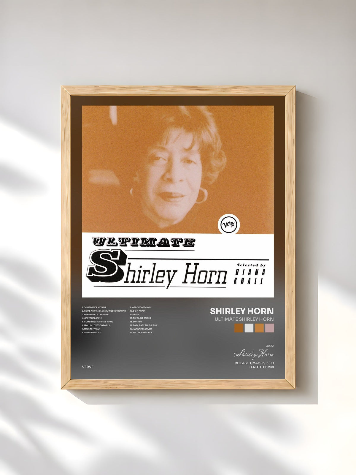 #bois Tableau de l'album Ultimate Shirley Horn de Shirley Horn, cadre en bois brut, imprimé et encadré en France