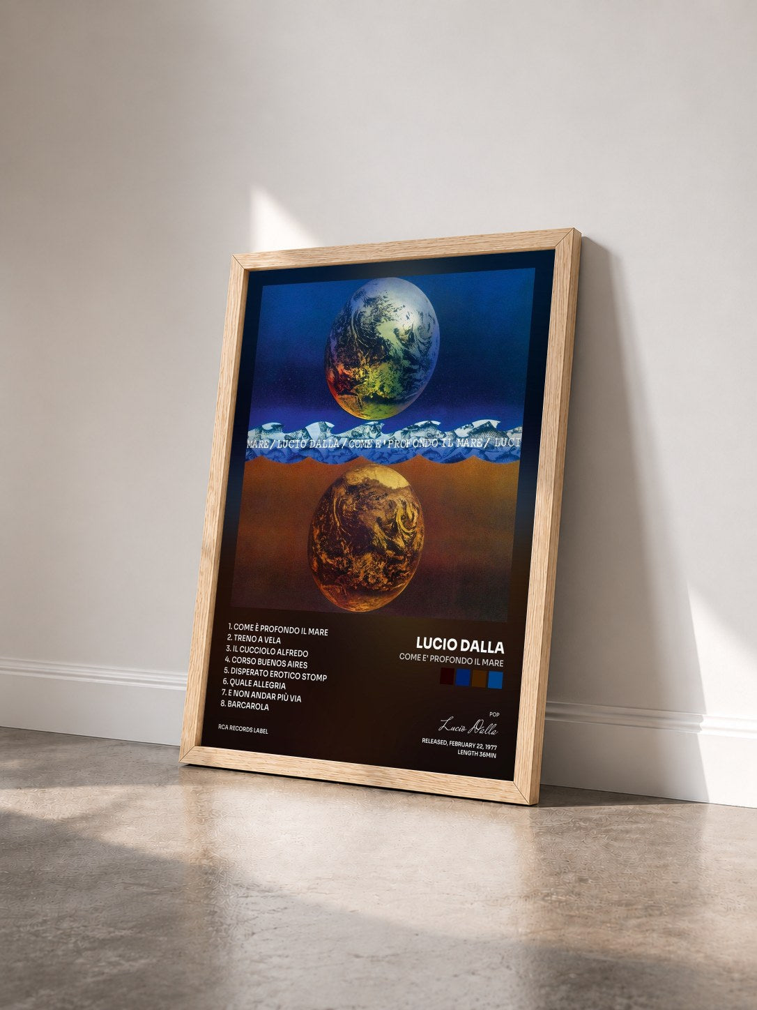 #bois Tableau de l'album Come E' Profondo Il Mare de Lucio Dalla vu de trois quarts, cadre en bois brut