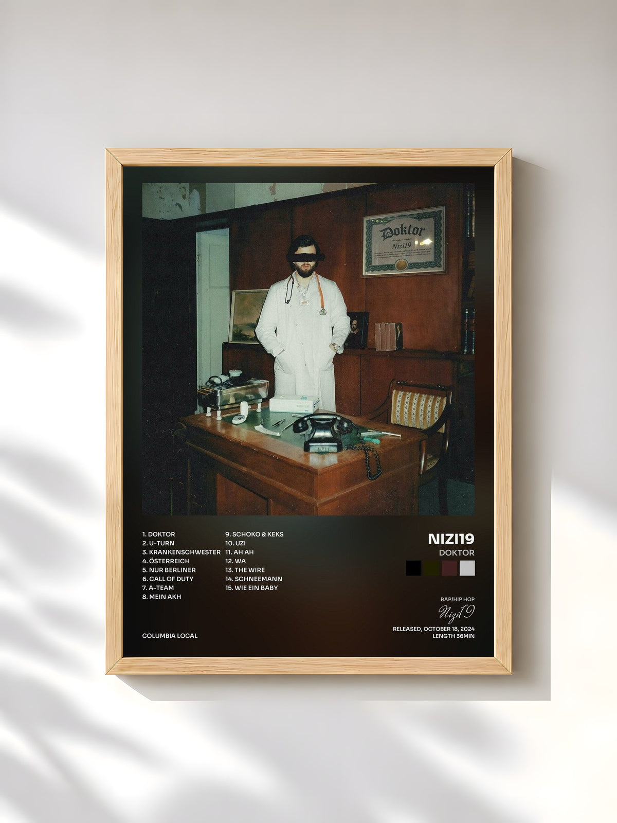 #bois Tableau de l'album Doktor de Nizi19, cadre en bois brut, imprimé et encadré en France