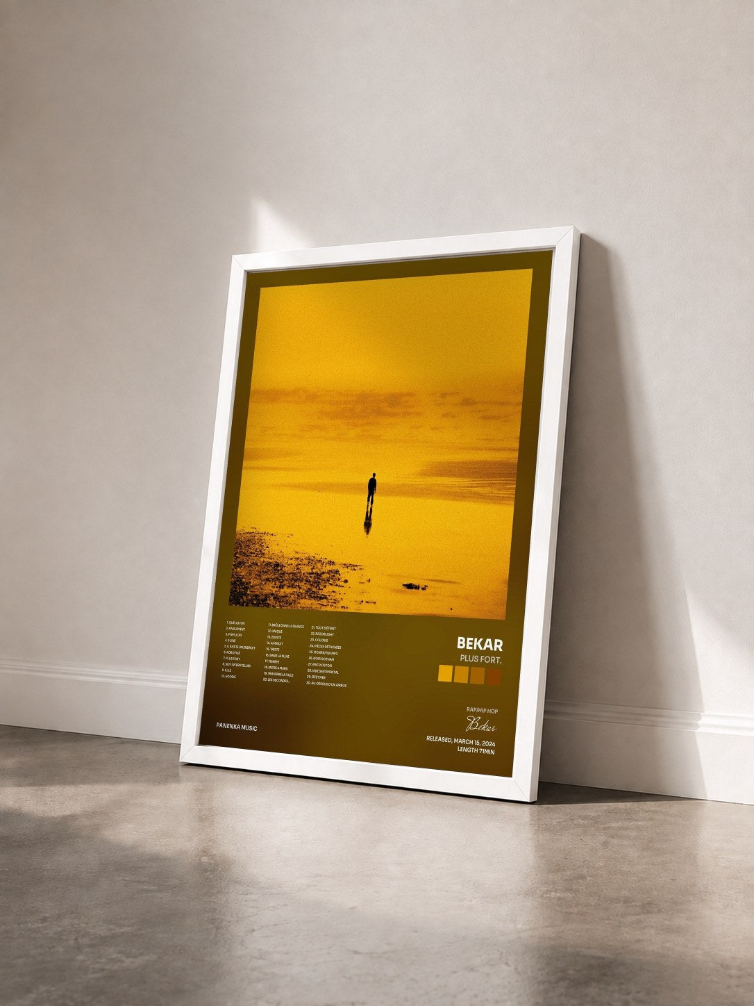 #blanc Tableau de l'album Plus fort. de Bekar vu de trois quarts, cadre blanc