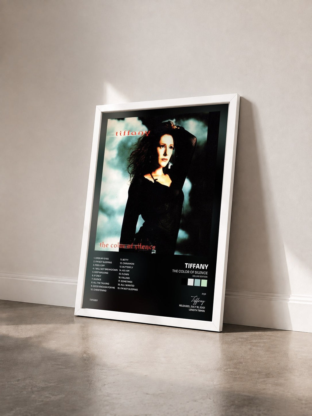 #blanc Tableau de l'album The Color of Silence (Deluxe Edition) de Tiffany vu de trois quarts, cadre blanc