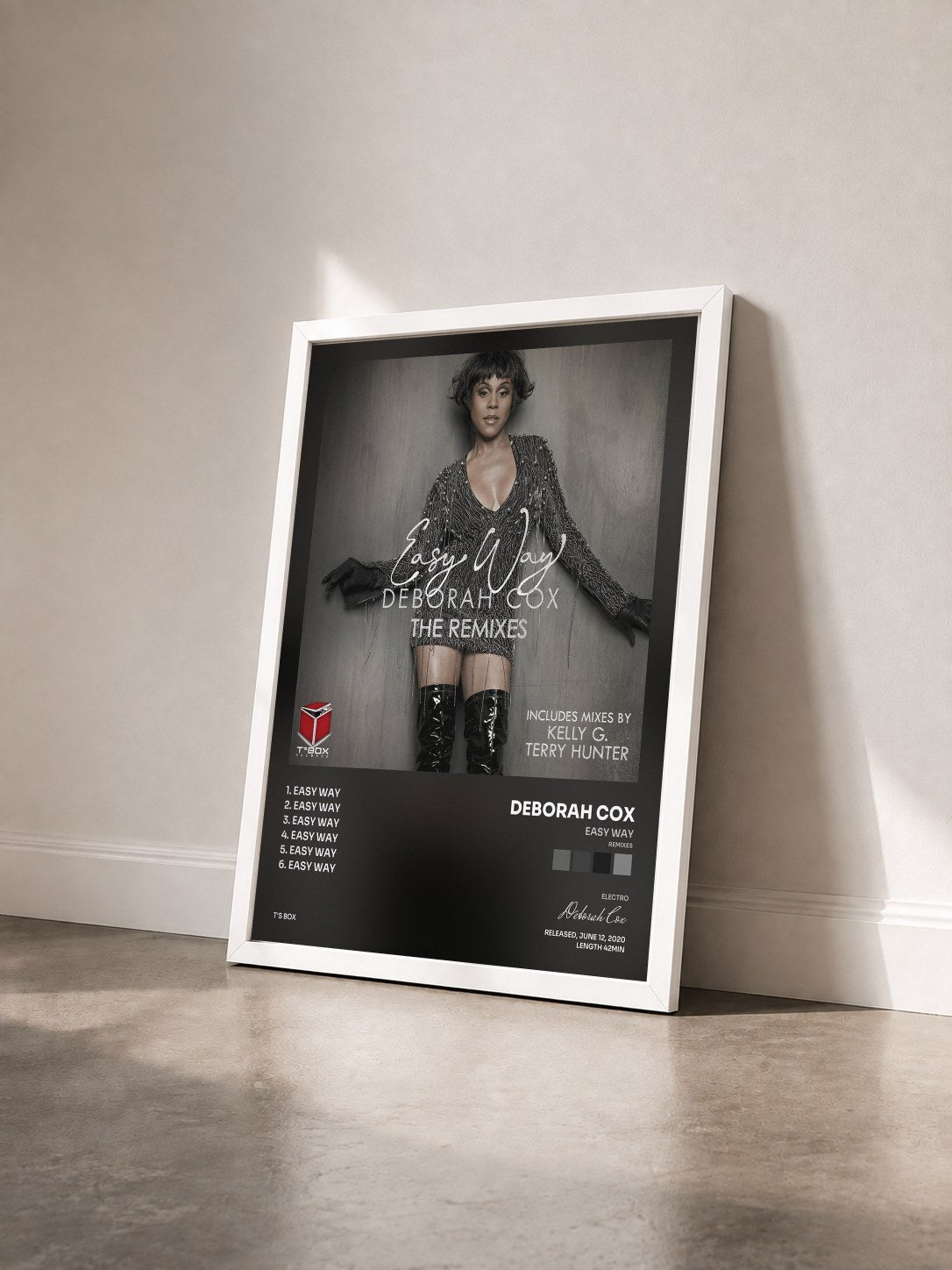 #blanc Tableau de l'album Easy Way (Remixes) de Deborah Cox vu de trois quarts, cadre blanc