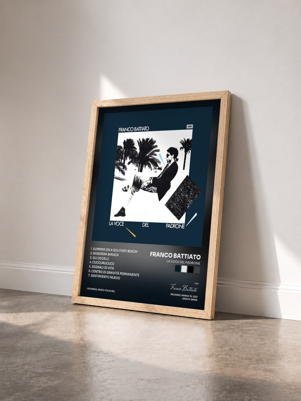 #bois Tableau de l'album La Voce Del Padrone de Franco Battiato vu de trois quarts, cadre en bois brut
