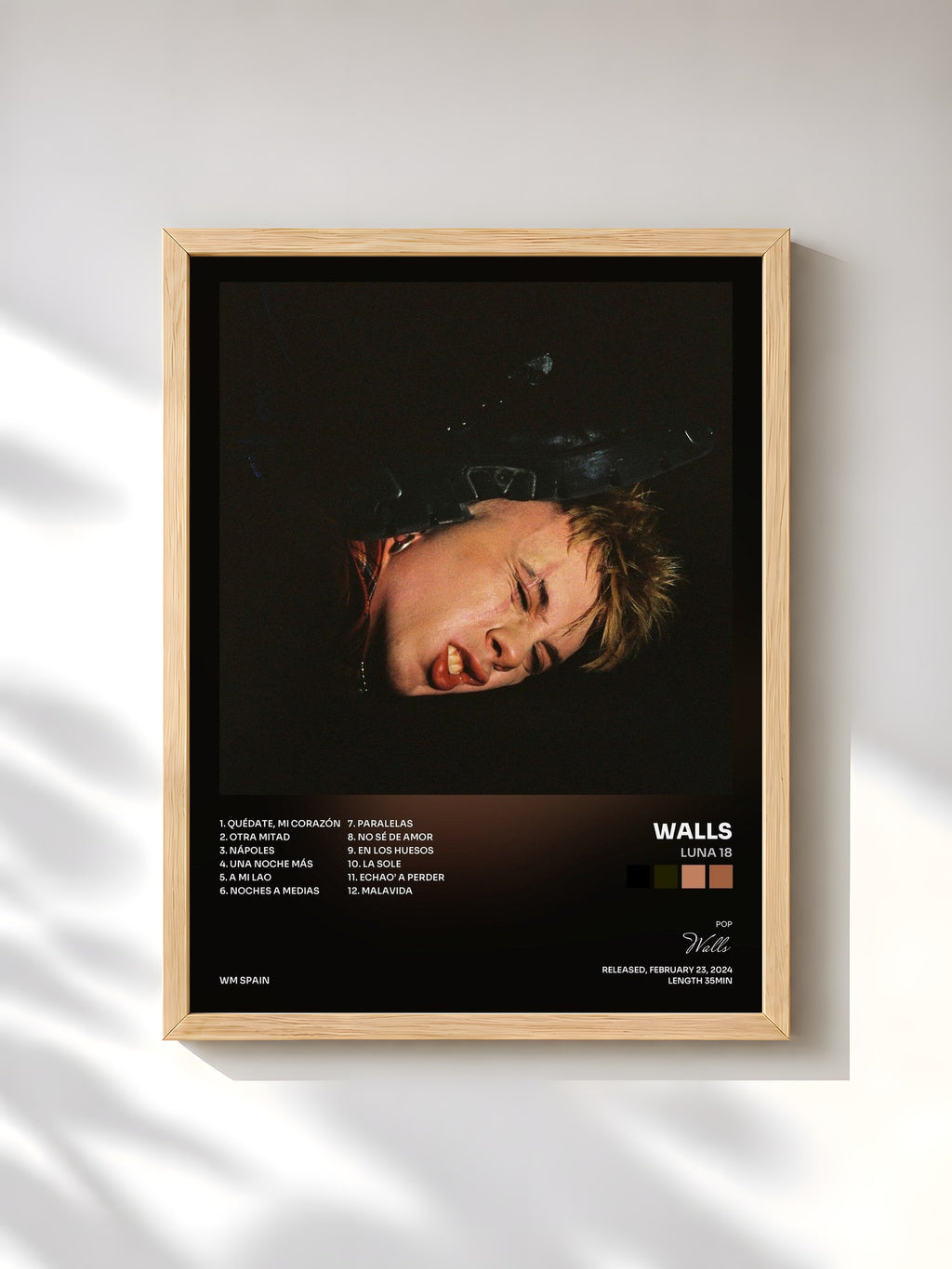 #bois Tableau de l'album LUNA 18 de Walls, cadre en bois brut, imprimé et encadré en France