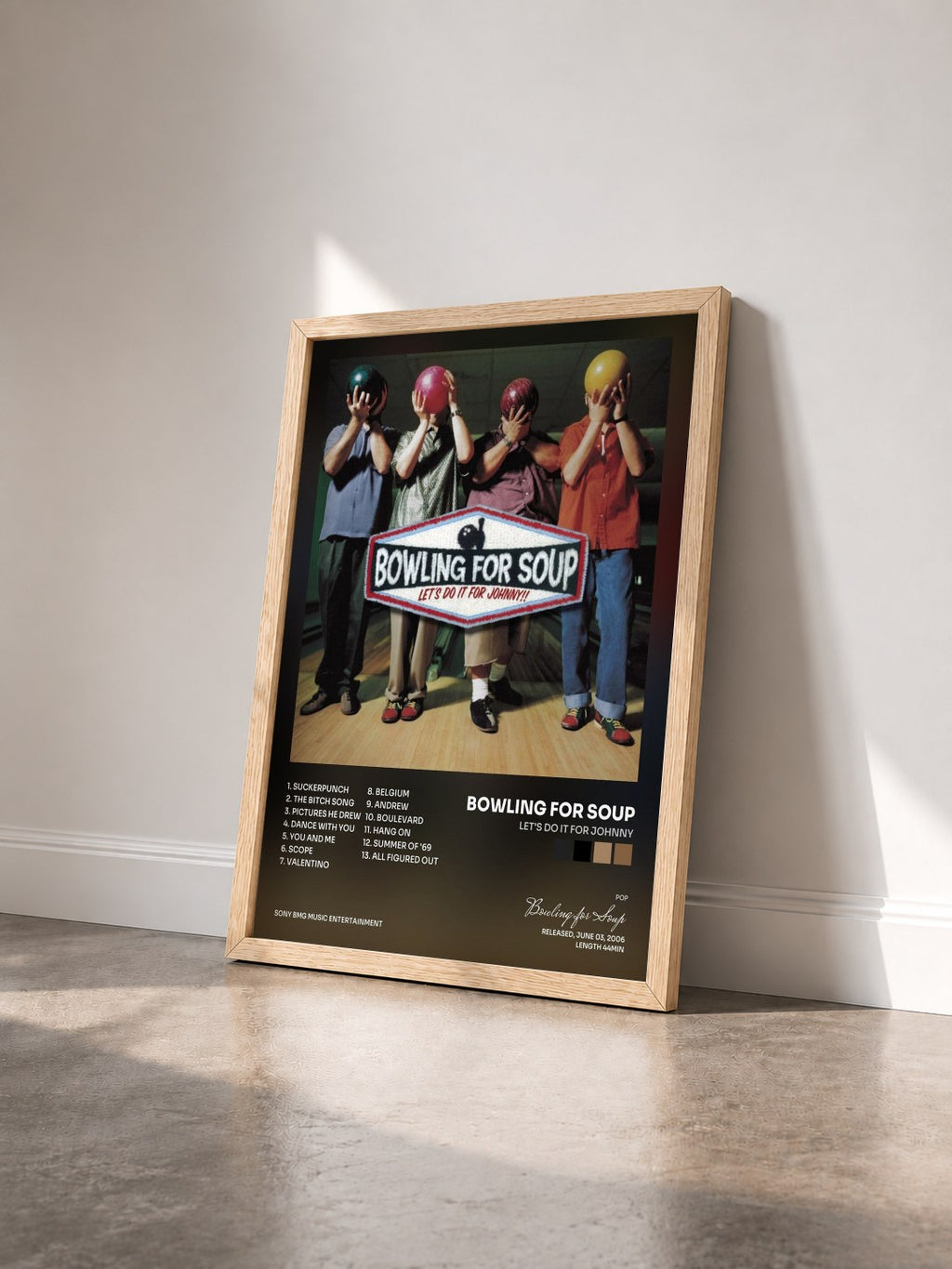 #bois Tableau de l'album Let's Do It For Johnny de Bowling for Soup vu de trois quarts, cadre en bois brut