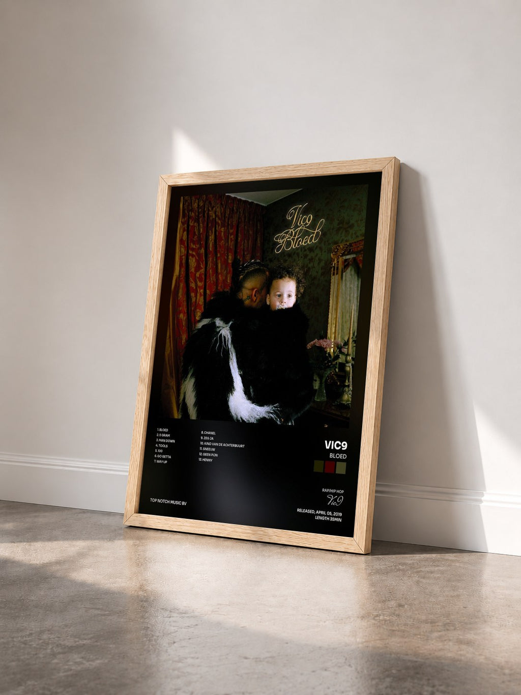 #bois Tableau de l'album Bloed de Vic9 vu de trois quarts, cadre en bois brut