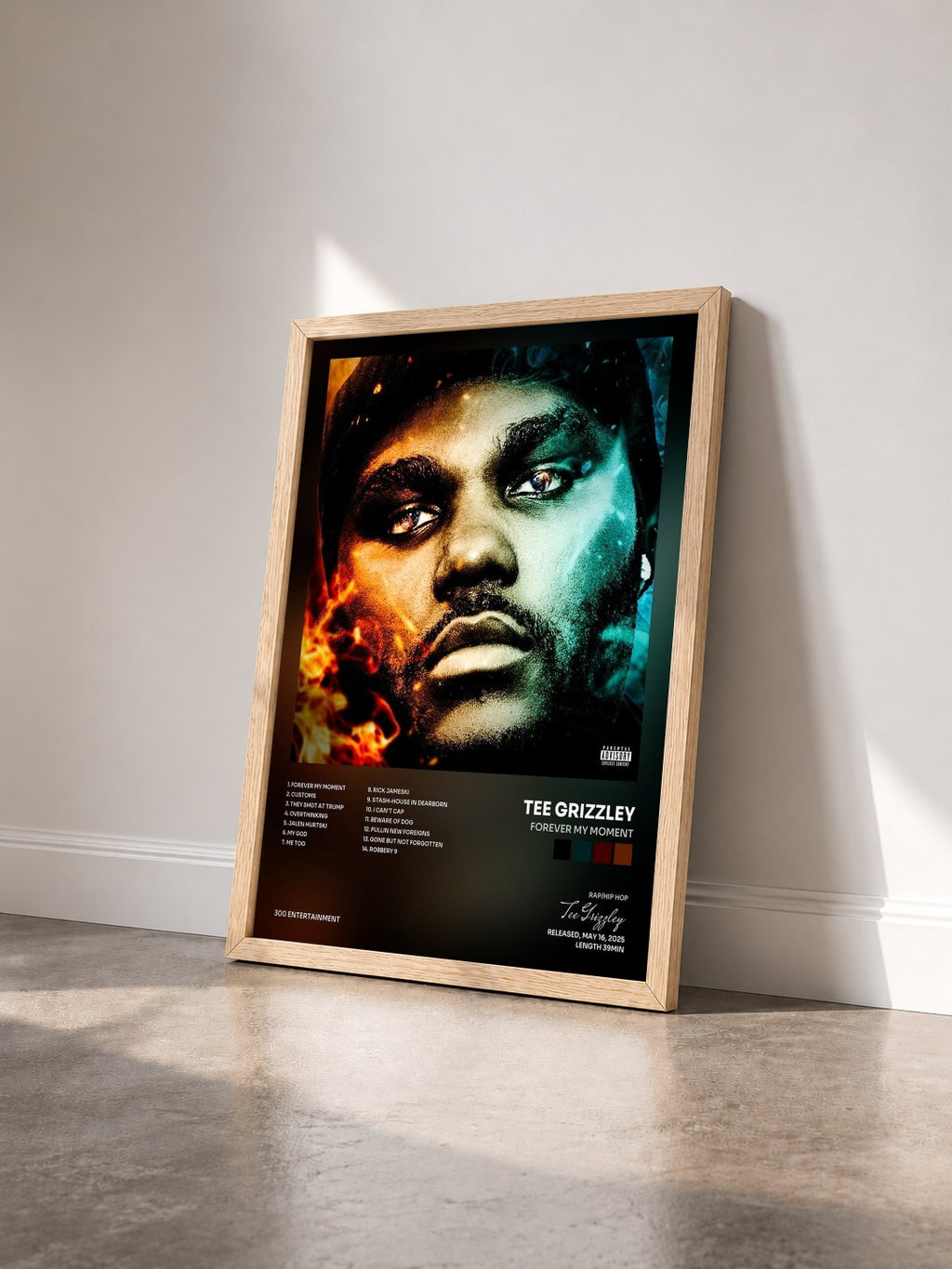 #bois Tableau de l'album Forever My Moment de Tee Grizzley vu de trois quarts, cadre en bois brut