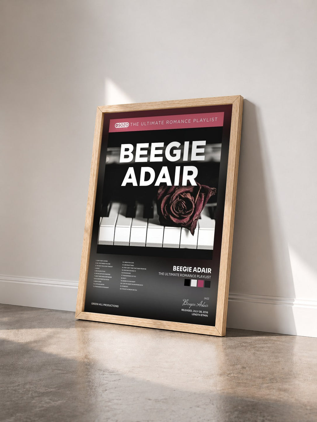 #bois Tableau de l'album The Ultimate Romance Playlist de Beegie Adair vu de trois quarts, cadre en bois brut