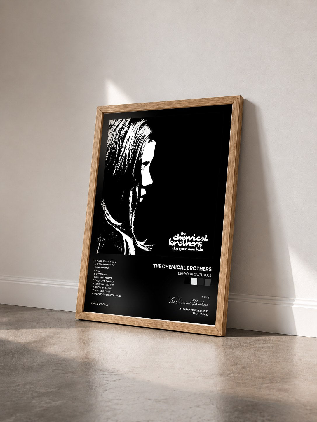 #bois Tableau de l'album Dig Your Own Hole de The Chemical Brothers vu de trois quarts, cadre en bois brut