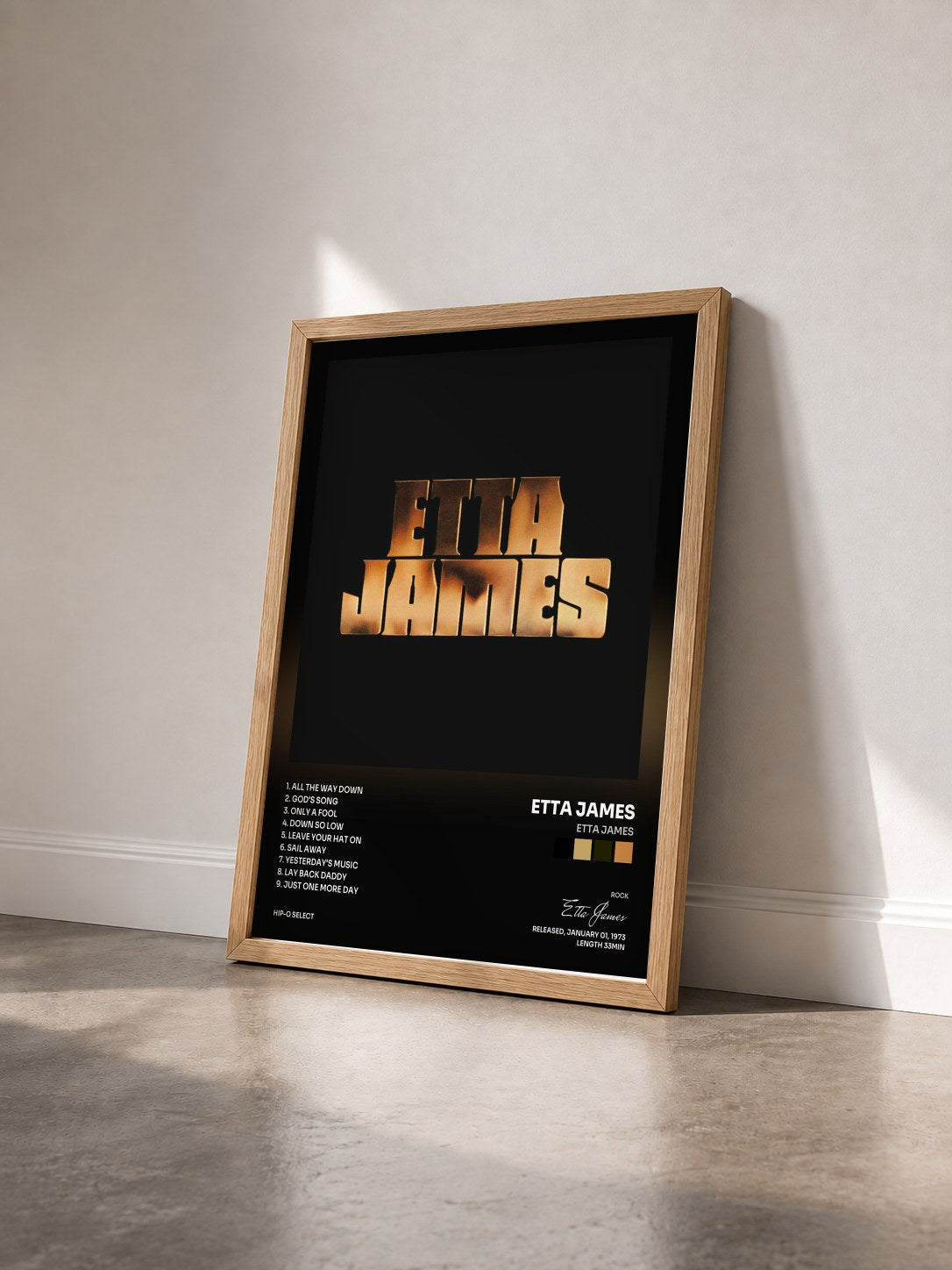 #bois Tableau de l'album Etta James de Etta James vu de trois quarts, cadre en bois brut