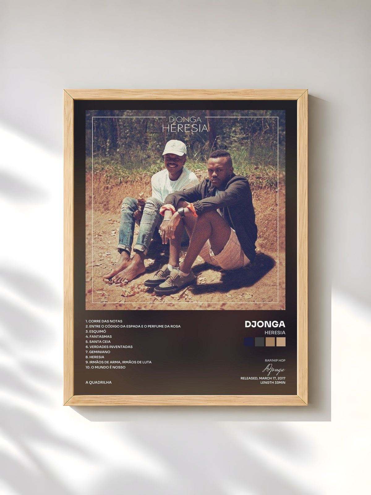 #bois Tableau de l'album Heresia de Djonga, cadre en bois brut, imprimé et encadré en France