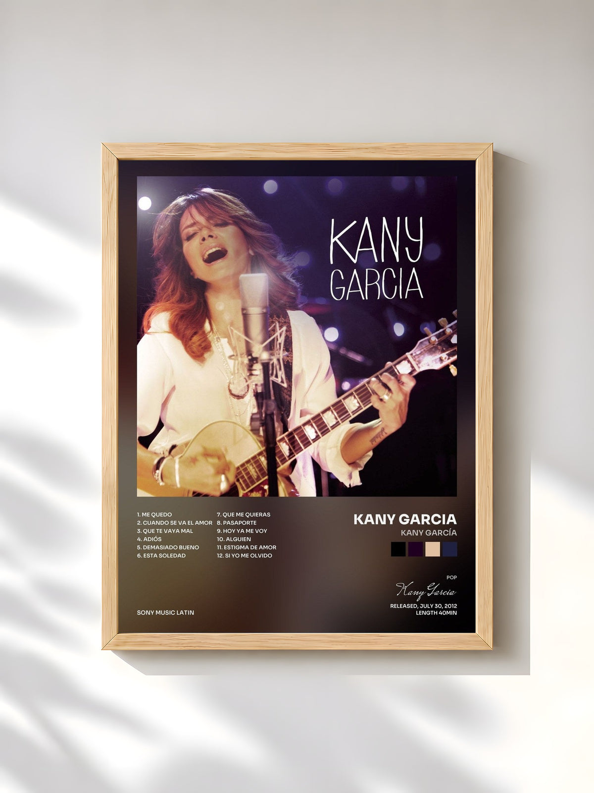 #bois Tableau de l'album Kany García de Kany Garcia, cadre en bois brut, imprimé et encadré en France