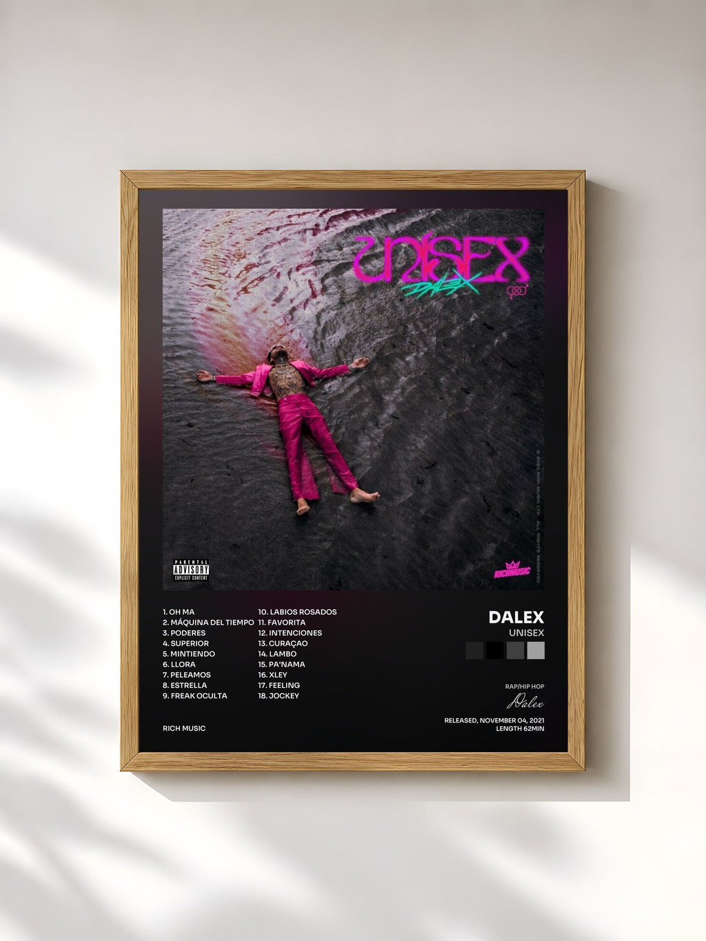 #bois Tableau de l'album Unisex de Dalex, cadre en bois brut, imprimé et encadré en France