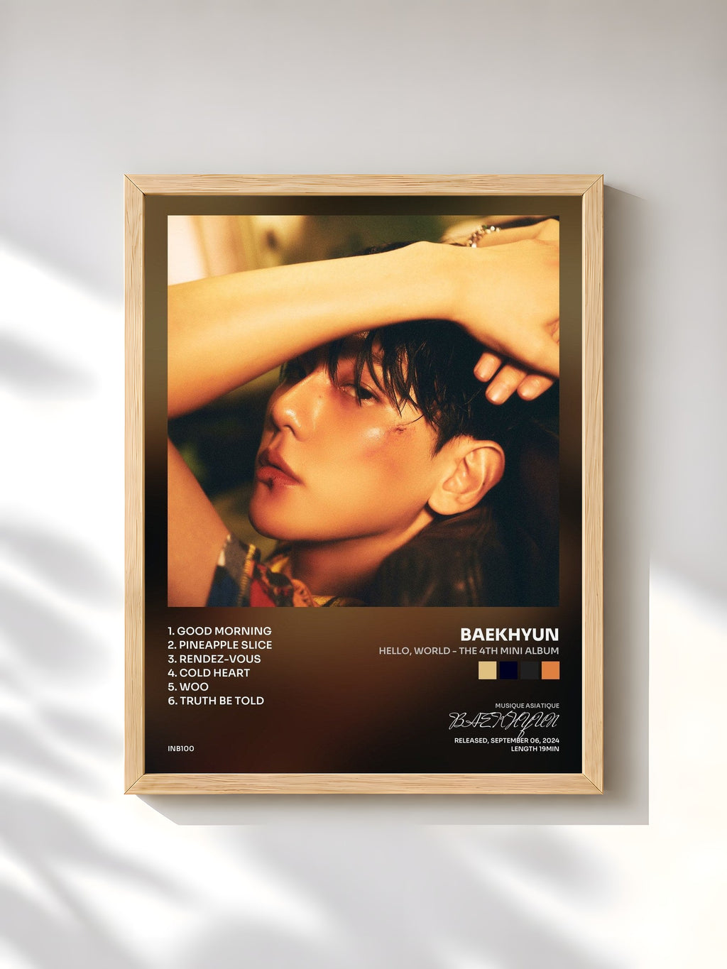 #bois Tableau de l'album Hello, World - The 4th Mini Album de BAEKHYUN, cadre en bois brut, imprimé et encadré en France
