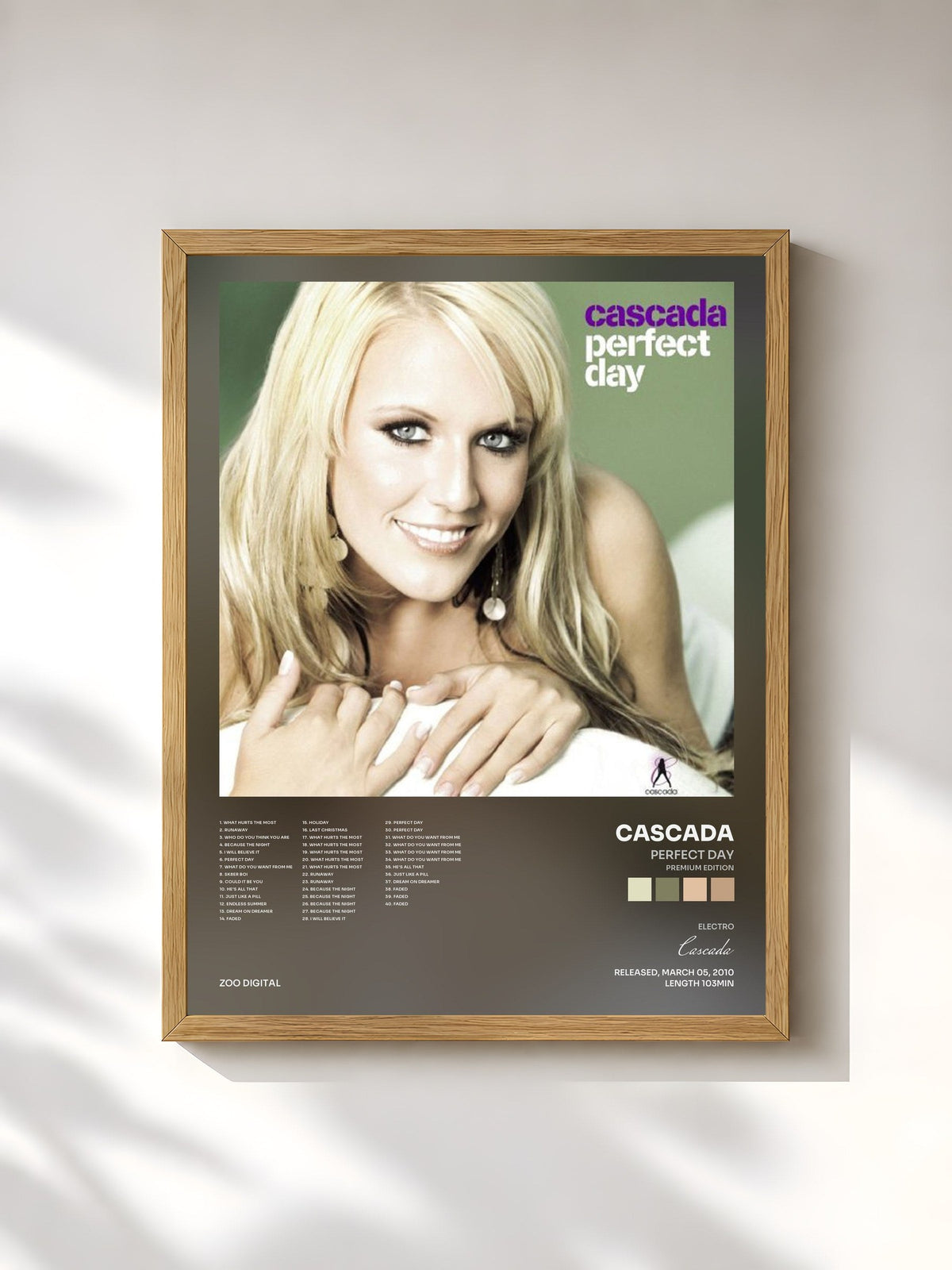 #bois Tableau de l'album Perfect Day (Premium Edition) de Cascada, cadre en bois brut, imprimé et encadré en France