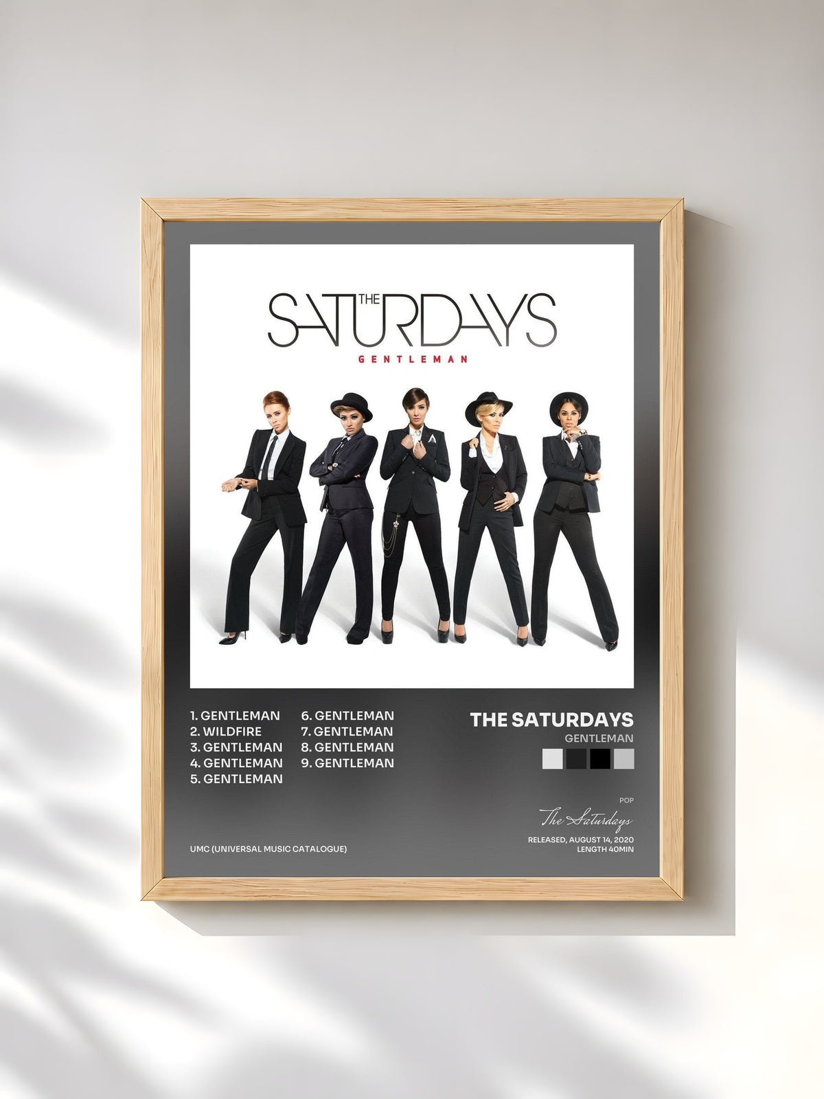 #bois Tableau de l'album Gentleman de The Saturdays, cadre en bois brut, imprimé et encadré en France