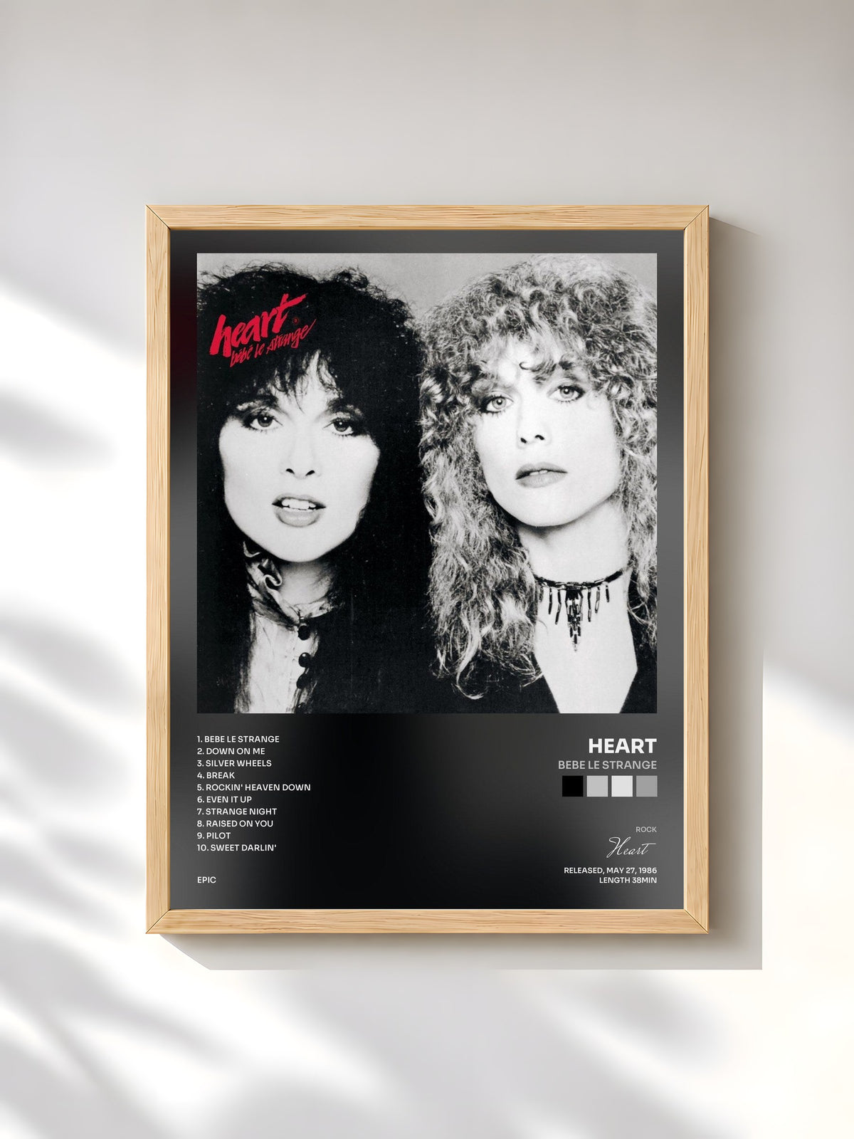 #bois Tableau de l'album Bebe Le Strange de Heart, cadre en bois brut, imprimé et encadré en France