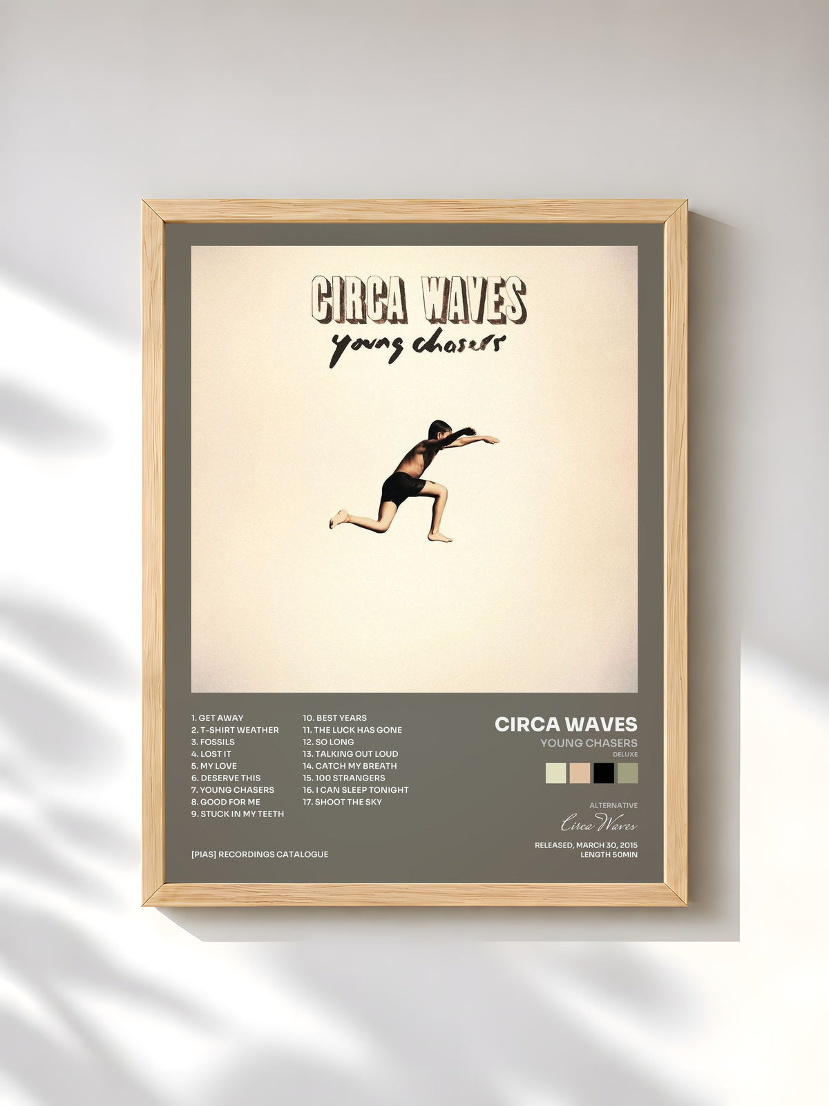 #bois Tableau de l'album Young Chasers (Deluxe) de Circa Waves, cadre en bois brut, imprimé et encadré en France