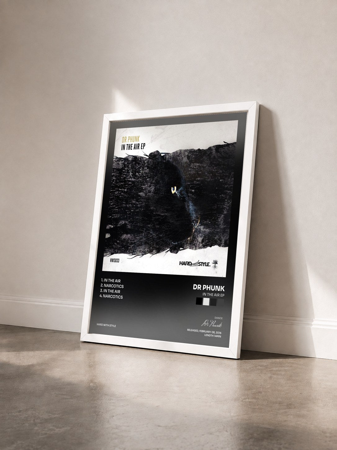 #blanc Tableau de l'album In The Air EP de Dr Phunk vu de trois quarts, cadre blanc