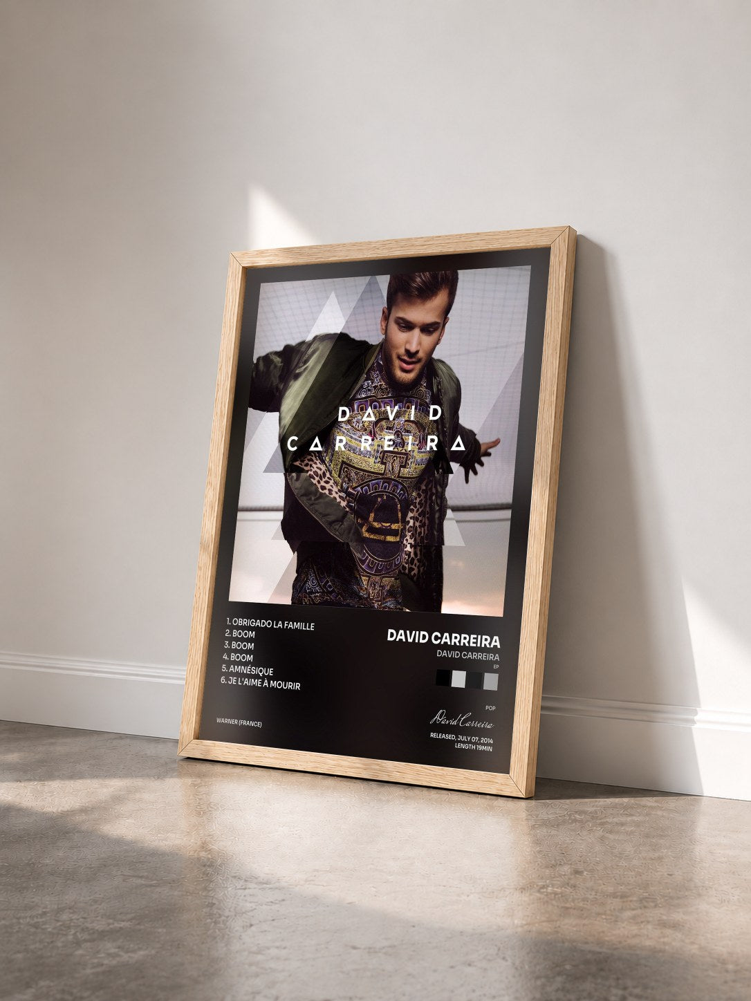 #bois Tableau de l'album David Carreira (EP) de David Carreira vu de trois quarts, cadre en bois brut
