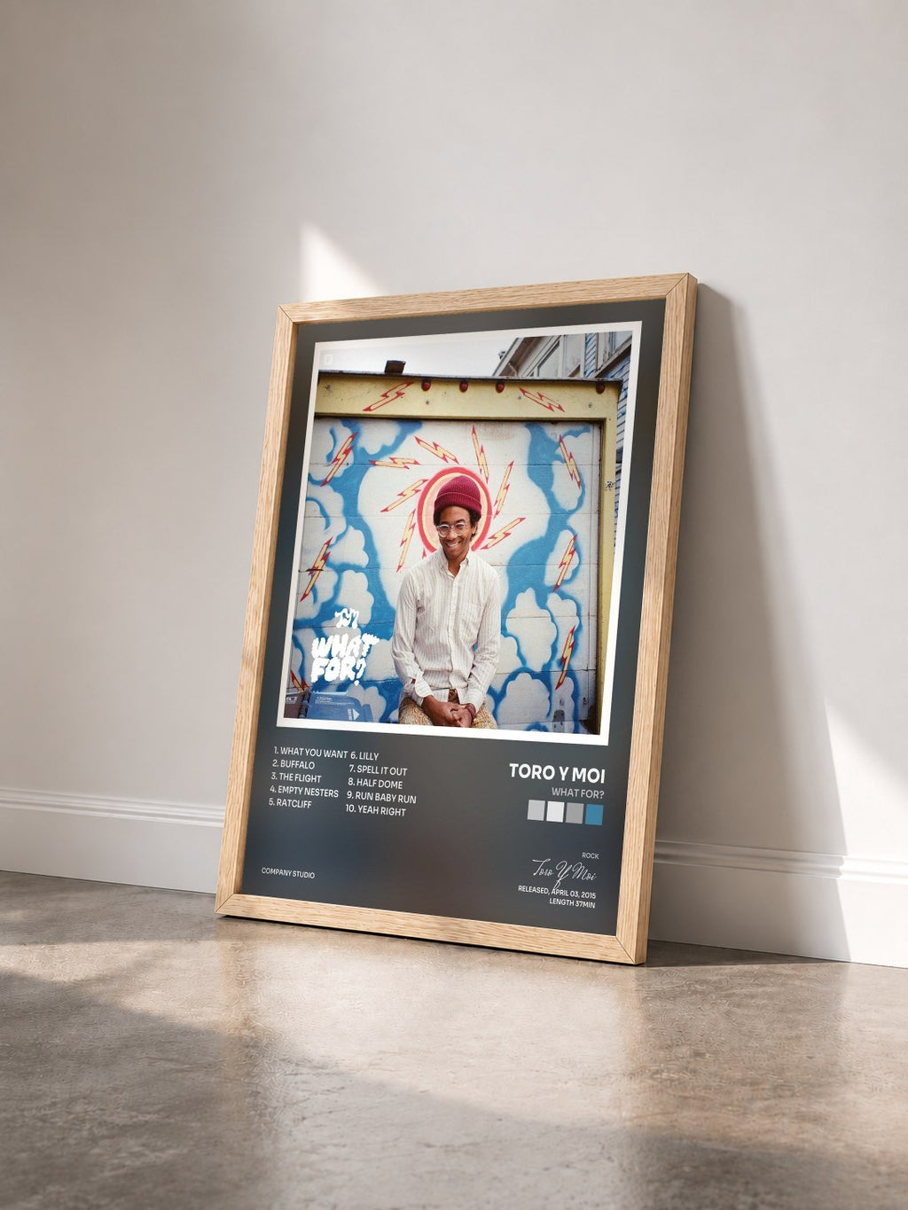 #bois Tableau de l'album What For? de Toro Y Moi vu de trois quarts, cadre en bois brut