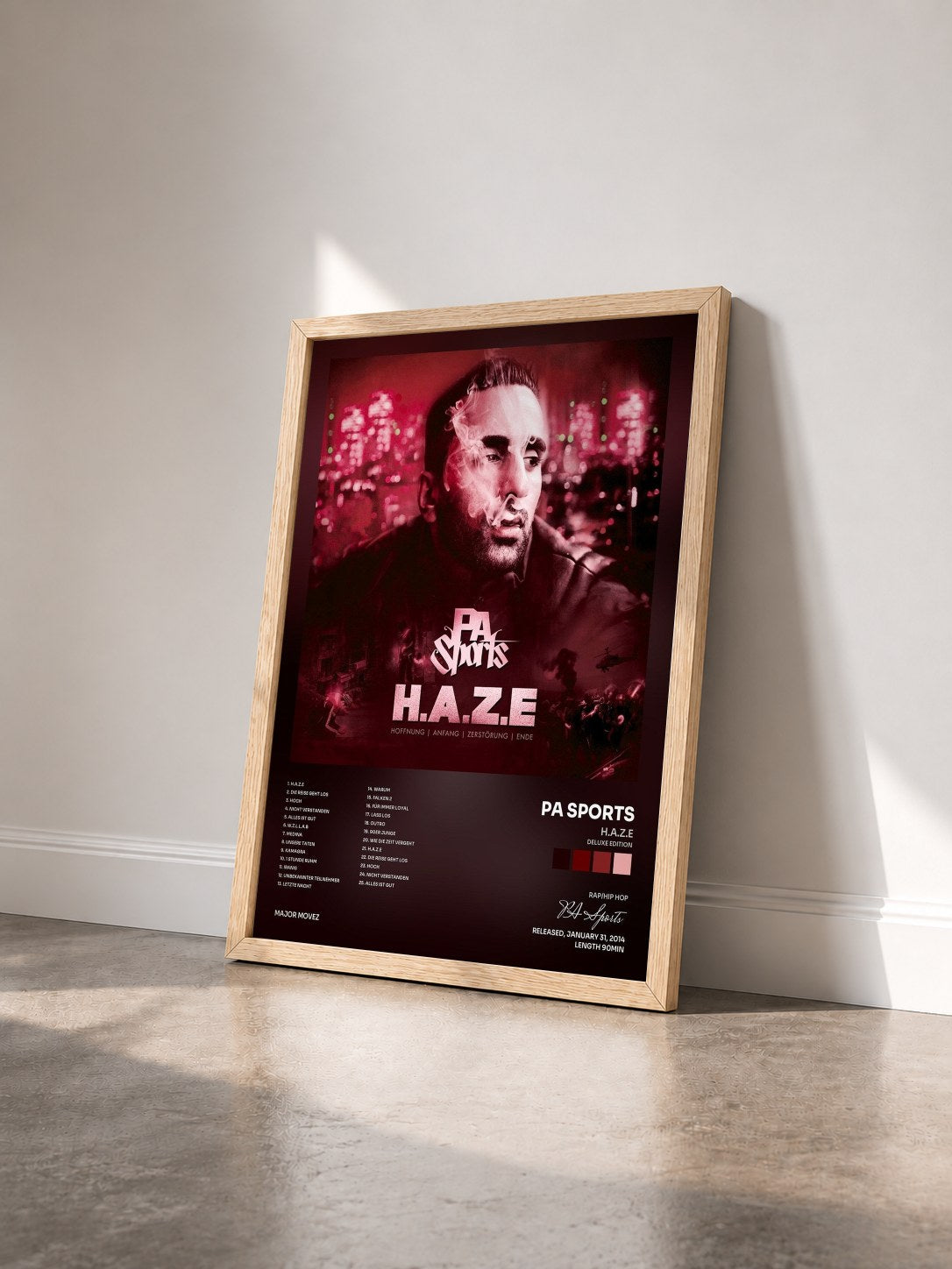 #bois Tableau de l'album H.A.Z.E (Deluxe Edition) de PA Sports vu de trois quarts, cadre en bois brut
