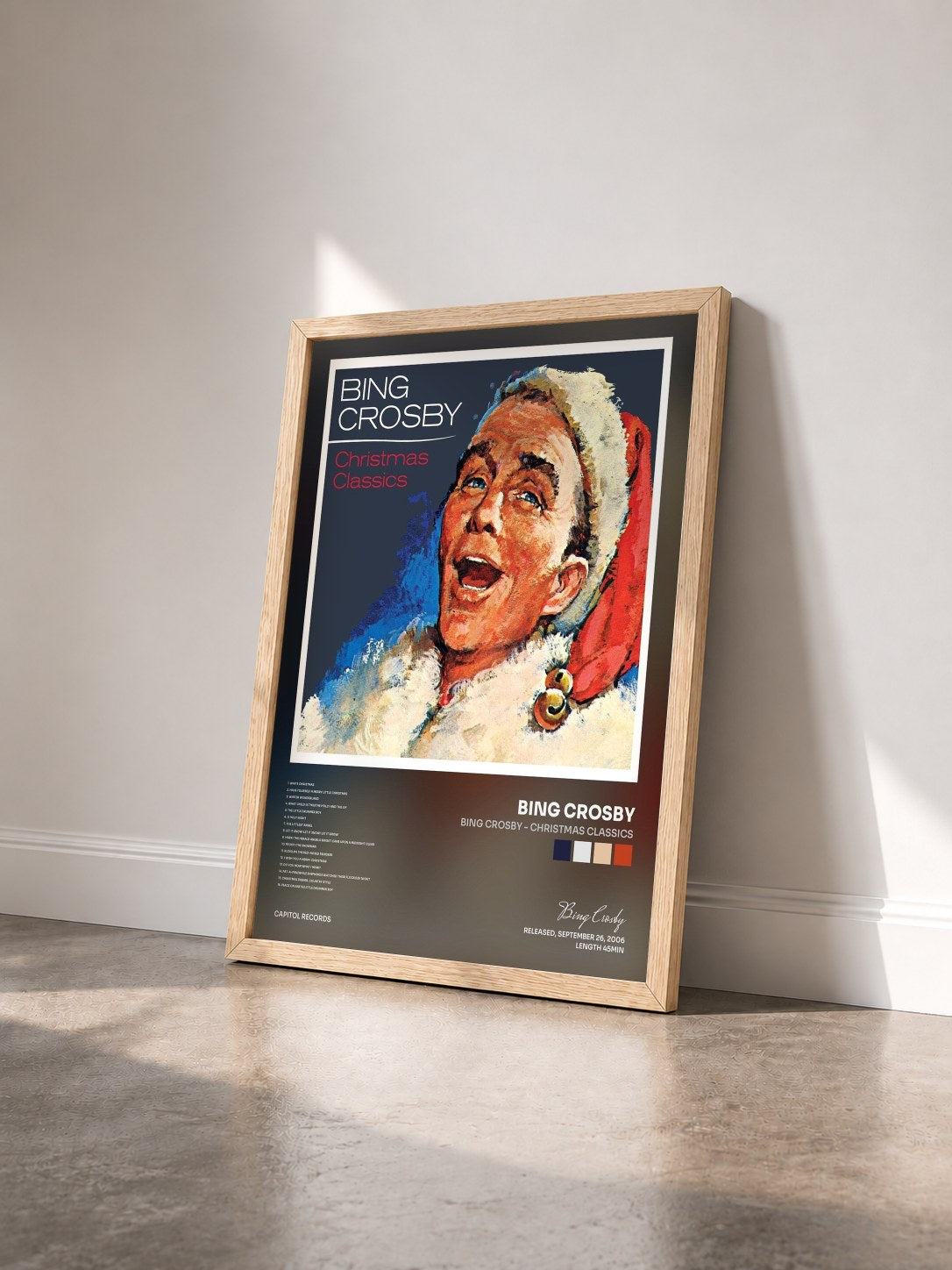 #bois Tableau de l'album Bing Crosby - Christmas Classics de Bing Crosby vu de trois quarts, cadre en bois brut