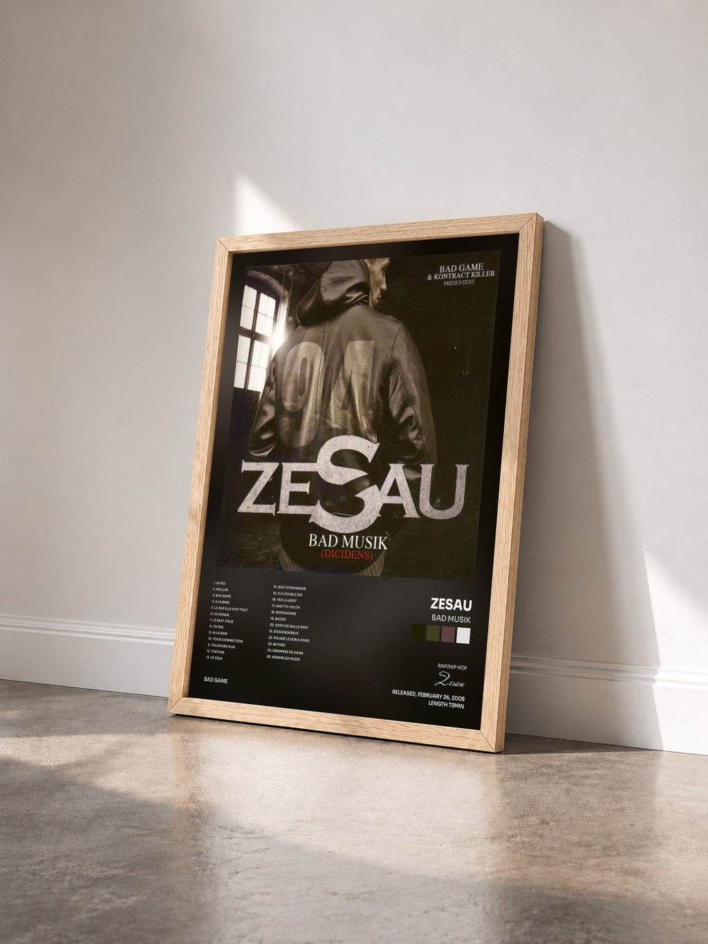 #bois Tableau de l'album Bad Musik de Zesau vu de trois quarts, cadre en bois brut