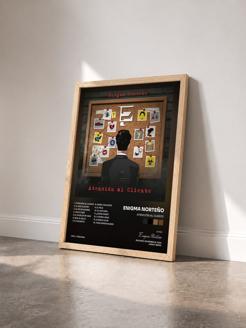 #bois Tableau de l'album Atención Al Cliente de Enigma Norteño vu de trois quarts, cadre en bois brut