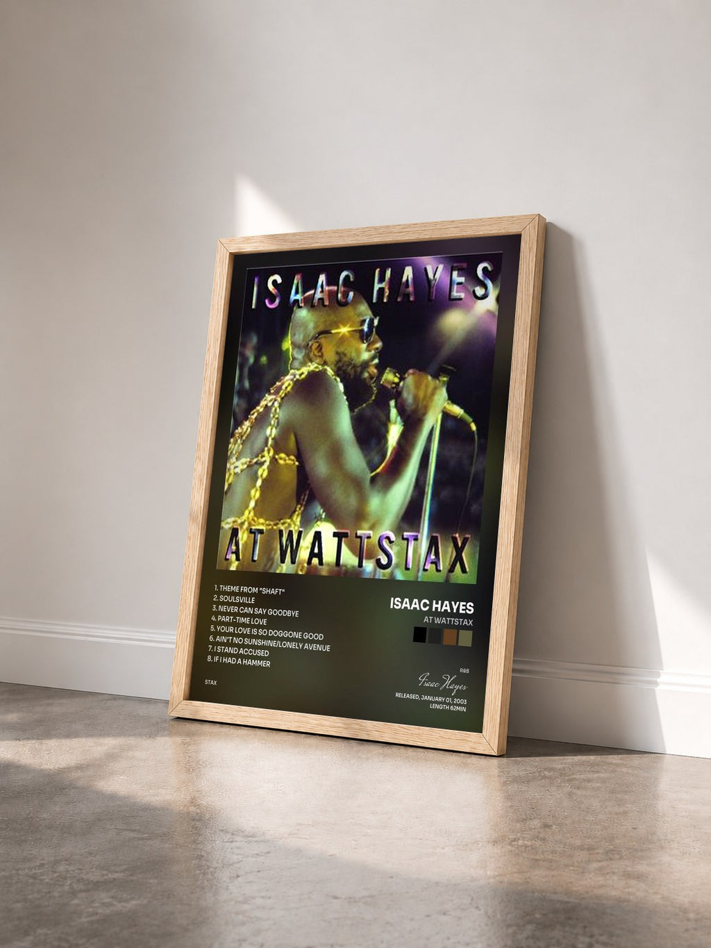#bois Tableau de l'album At Wattstax de Isaac Hayes vu de trois quarts, cadre en bois brut