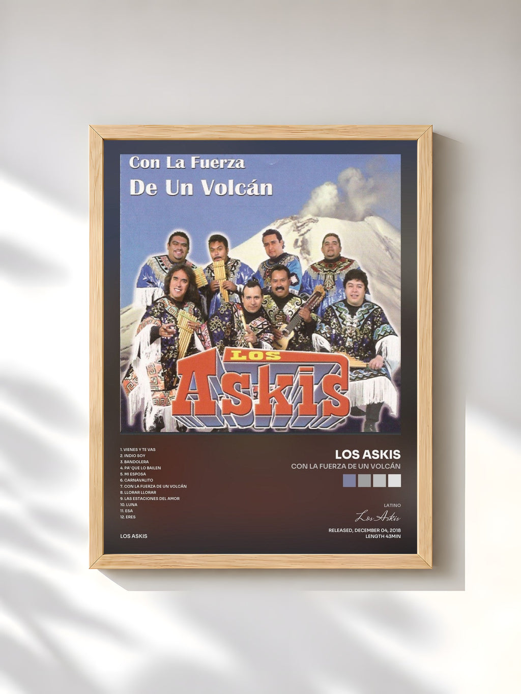 #bois Tableau de l'album Con la Fuerza de un Volcán de Los Askis, cadre en bois brut, imprimé et encadré en France