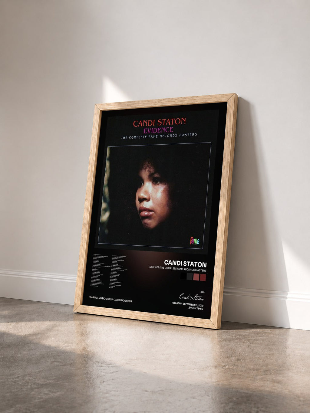 #bois Tableau de l'album Evidence: The Complete Fame Records Masters de Candi Staton vu de trois quarts, cadre en bois brut