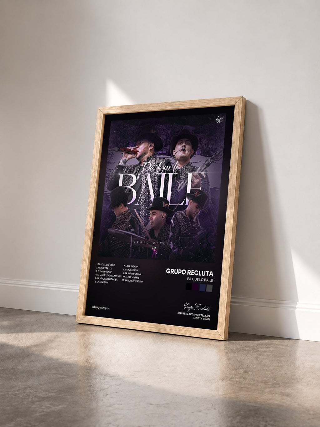 #bois Tableau de l'album Pa Que Lo Baile de Grupo Recluta vu de trois quarts, cadre en bois brut