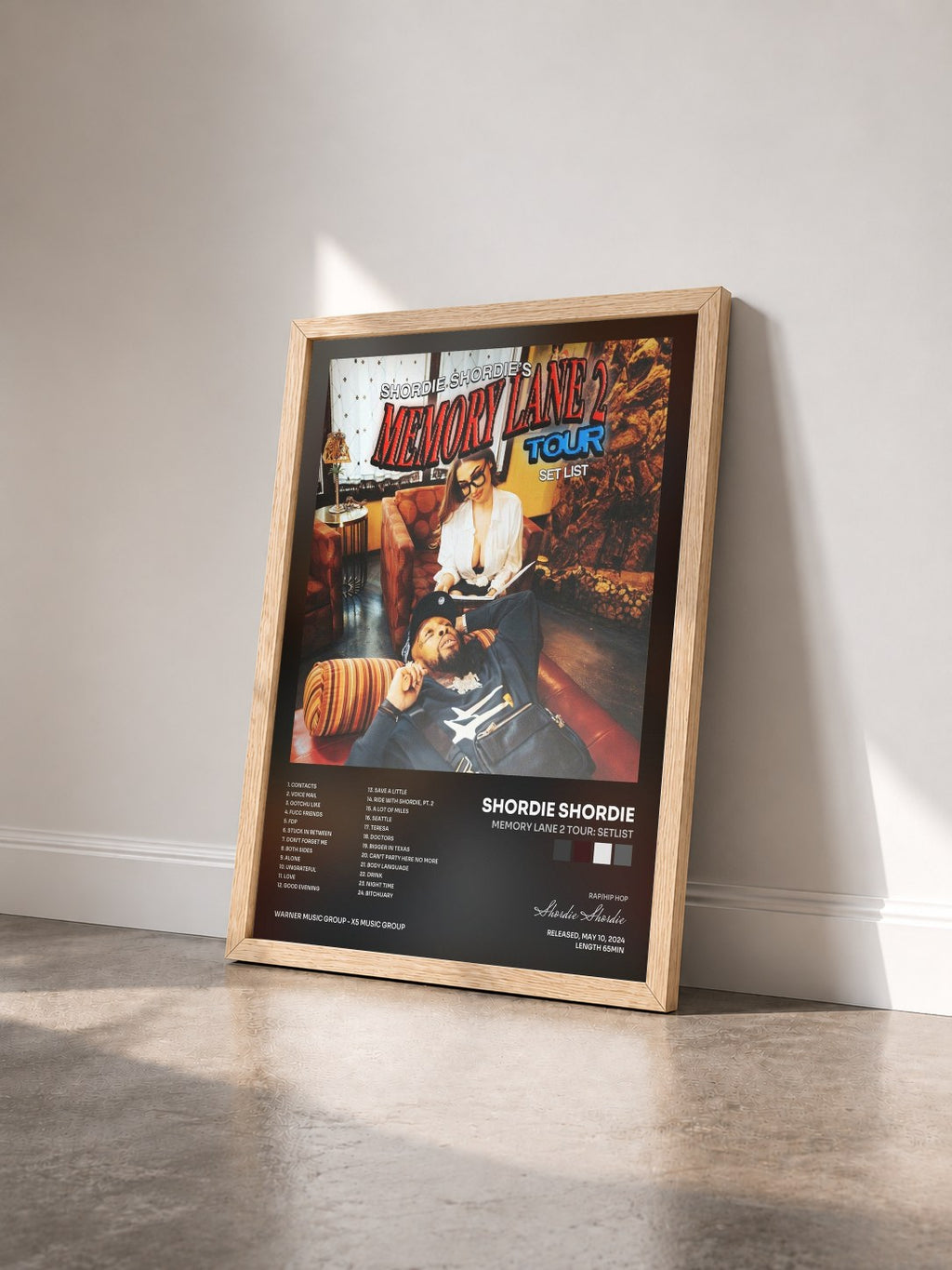 #bois Tableau de l'album Memory Lane 2 Tour: Setlist de Shordie Shordie vu de trois quarts, cadre en bois brut