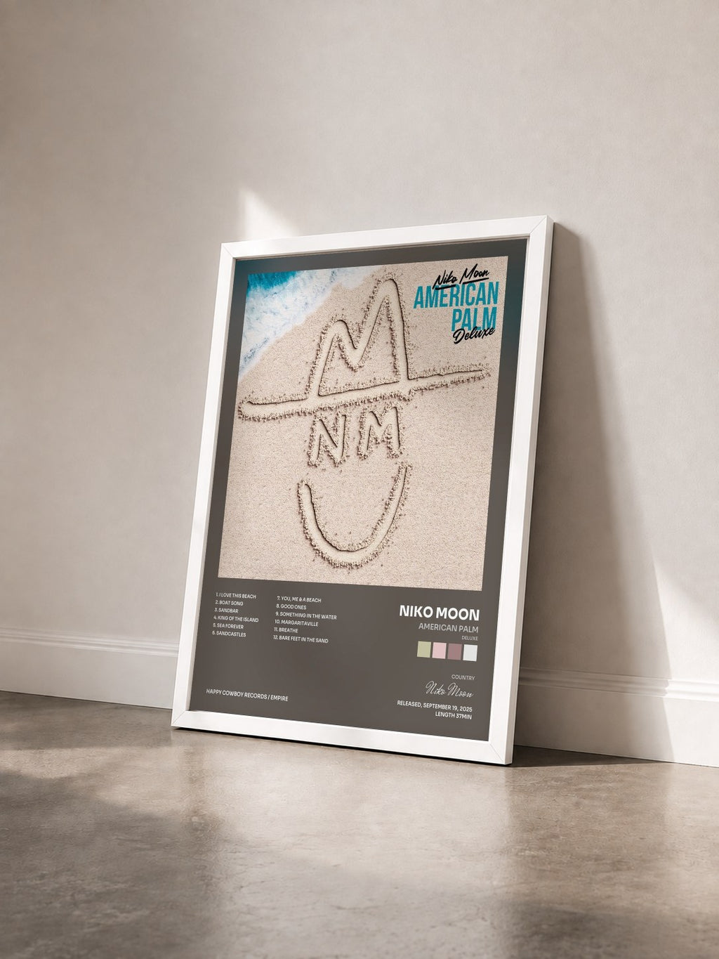 #blanc Tableau de l'album AMERICAN PALM (Deluxe) de Niko Moon vu de trois quarts, cadre blanc