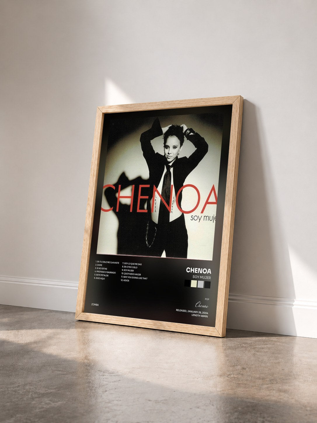 #bois Tableau de l'album Soy Mujer de Chenoa vu de trois quarts, cadre en bois brut
