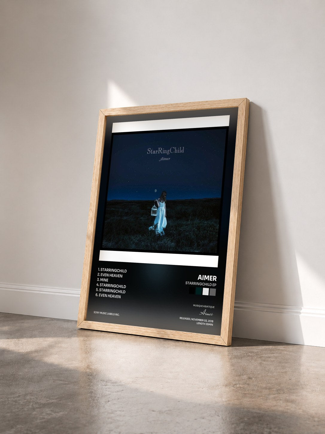 #bois Tableau de l'album StarRingChild EP de Aimer vu de trois quarts, cadre en bois brut