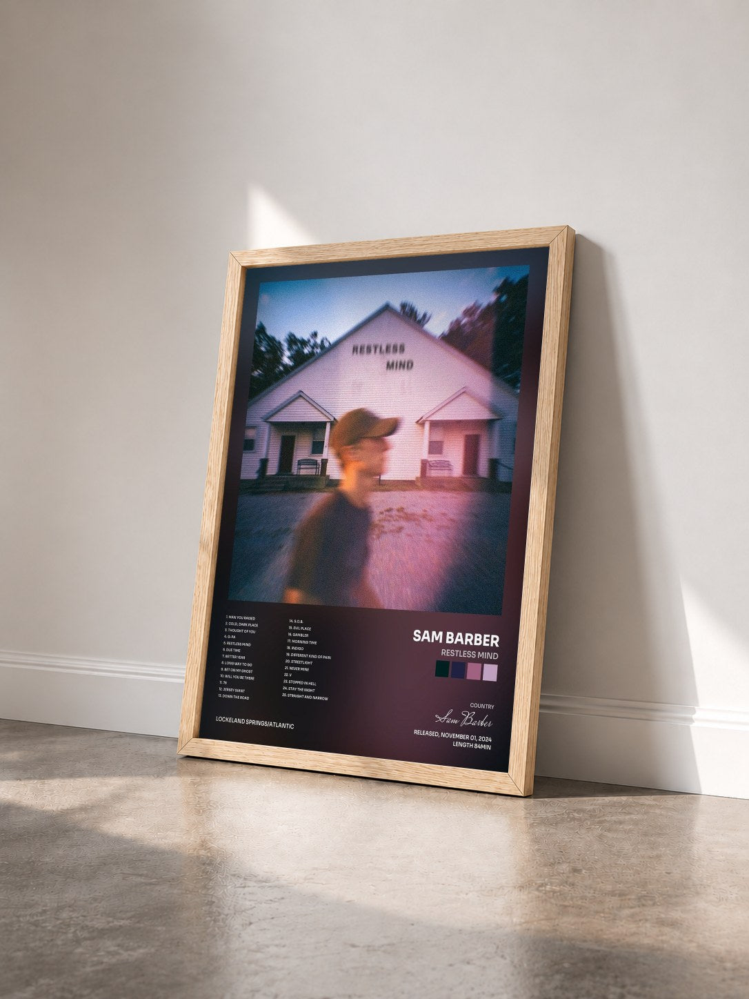 #bois Tableau de l'album Restless Mind de Sam Barber vu de trois quarts, cadre en bois brut