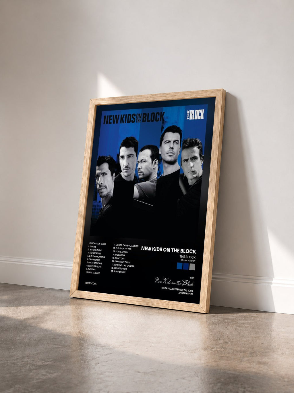 #bois Tableau de l'album The Block (Deluxe Version) de New Kids on the Block vu de trois quarts, cadre en bois brut