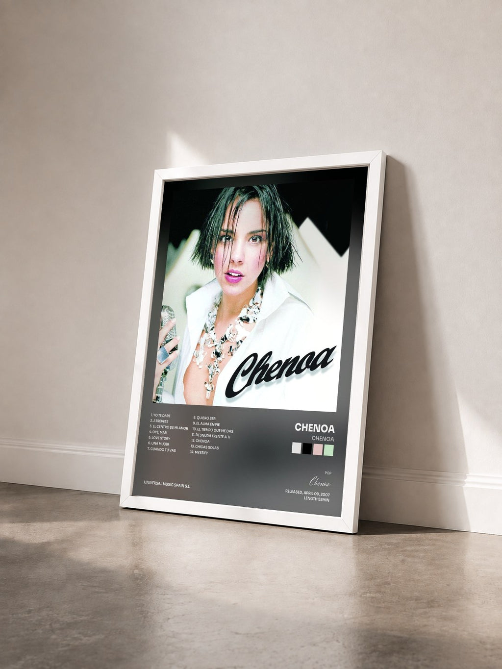 #blanc Tableau de l'album Chenoa de Chenoa vu de trois quarts, cadre blanc