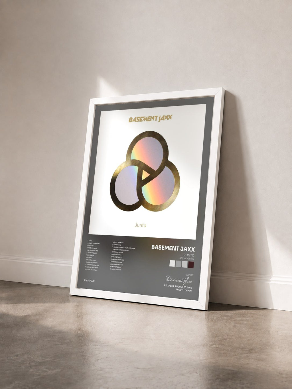 #blanc Tableau de l'album Junto (Special Edition) de Basement Jaxx vu de trois quarts, cadre blanc