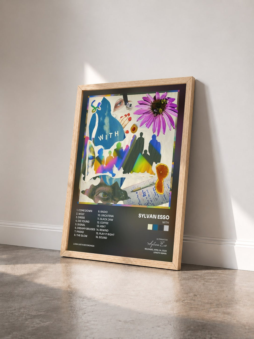 #bois Tableau de l'album WITH de Sylvan Esso vu de trois quarts, cadre en bois brut