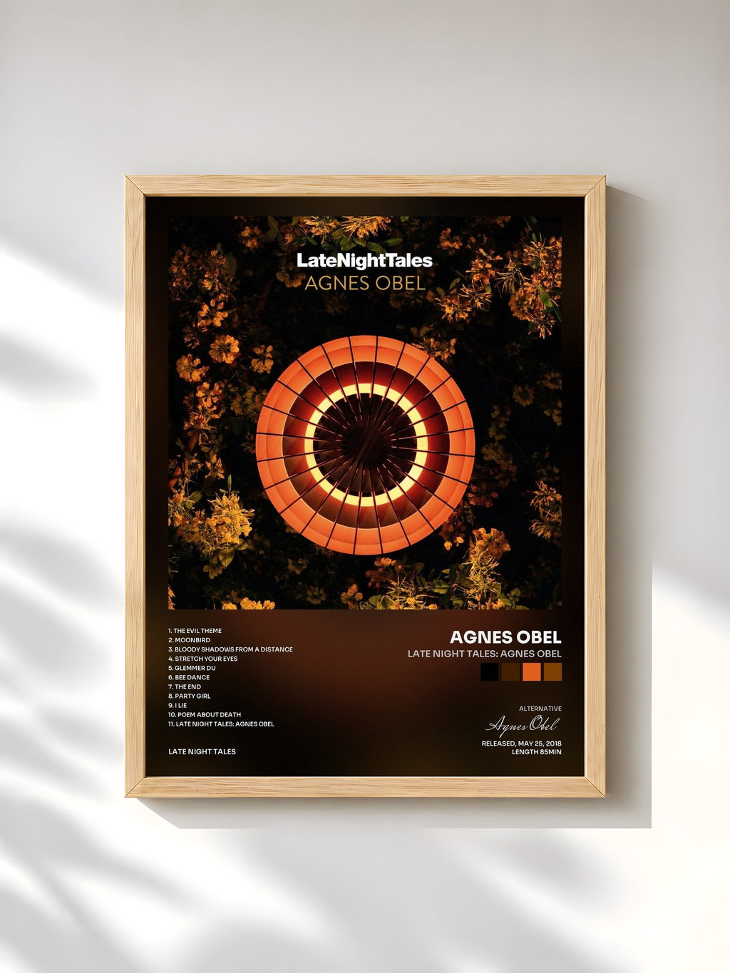 #bois Tableau de l'album Late Night Tales: Agnes Obel de Agnes Obel, cadre en bois brut, imprimé et encadré en France