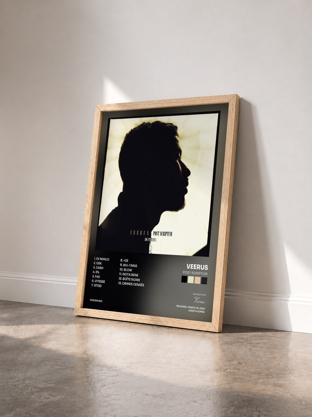 #bois Tableau de l'album Post Scriptum de Veerus vu de trois quarts, cadre en bois brut