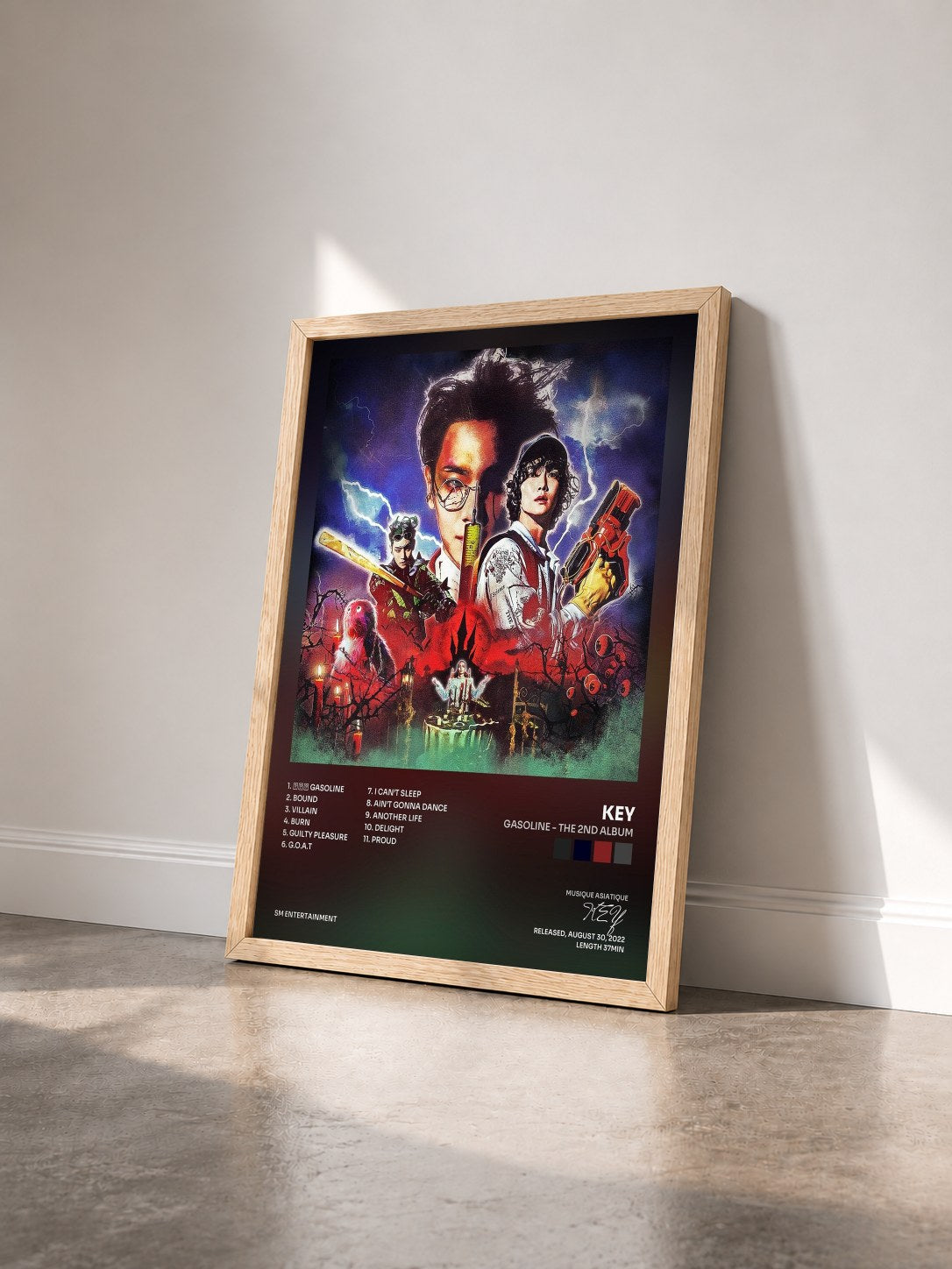 #bois Tableau de l'album Gasoline - The 2nd Album de KEY vu de trois quarts, cadre en bois brut
