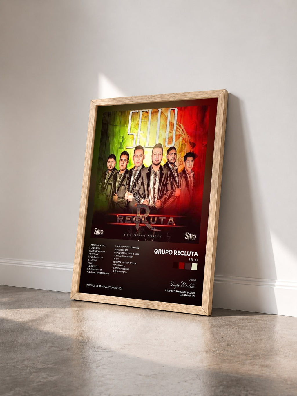 #bois Tableau de l'album Sello de Grupo Recluta vu de trois quarts, cadre en bois brut