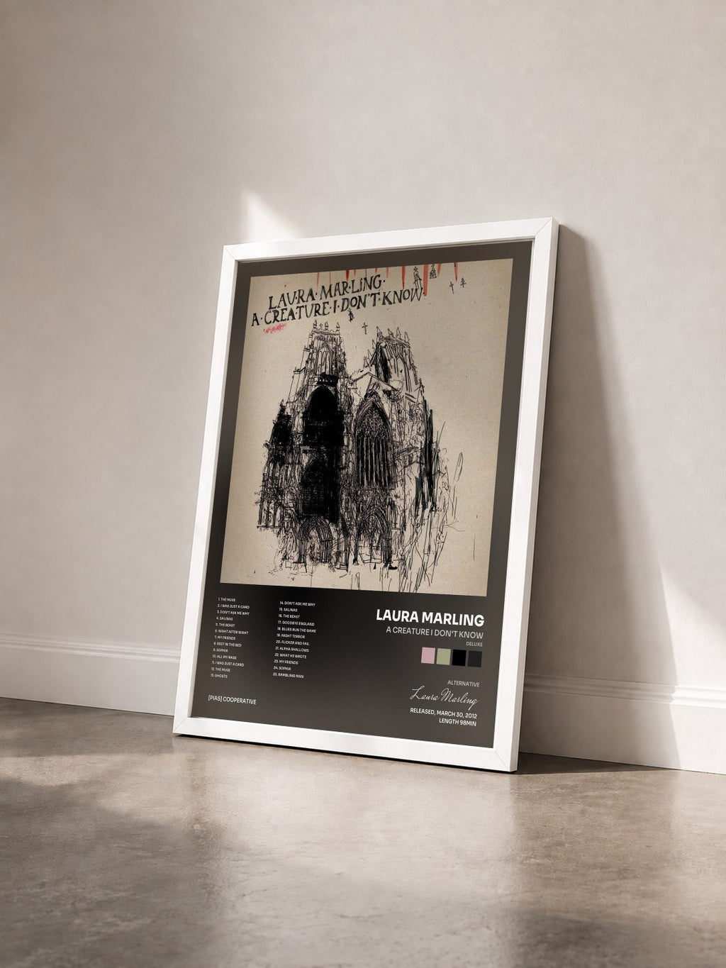 #blanc Tableau de l'album A Creature I Don't Know (Deluxe) de Laura Marling vu de trois quarts, cadre blanc