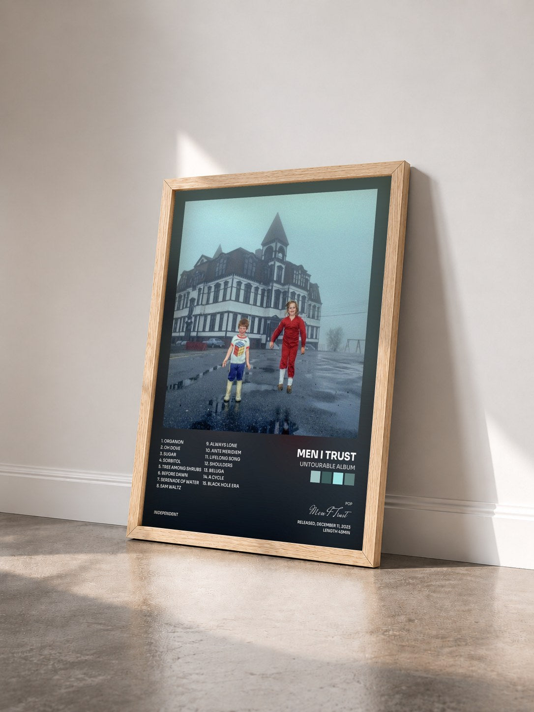 #bois Tableau de l'album Untourable Album de Men I Trust vu de trois quarts, cadre en bois brut