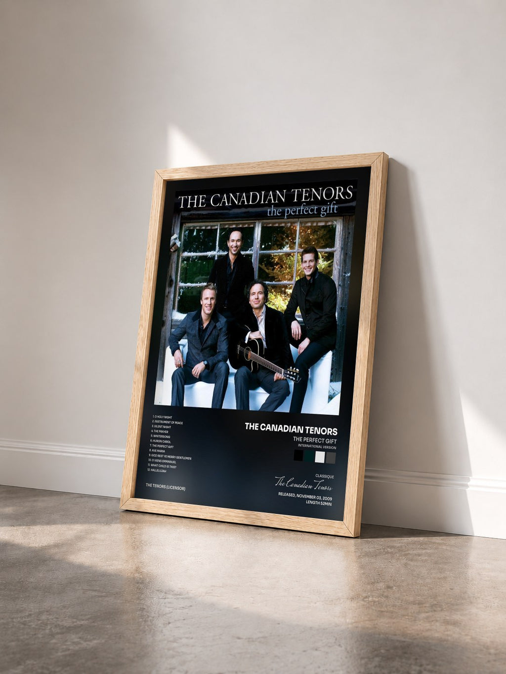 #bois Tableau de l'album The Perfect Gift (International Version) de The Canadian Tenors vu de trois quarts, cadre en bois brut