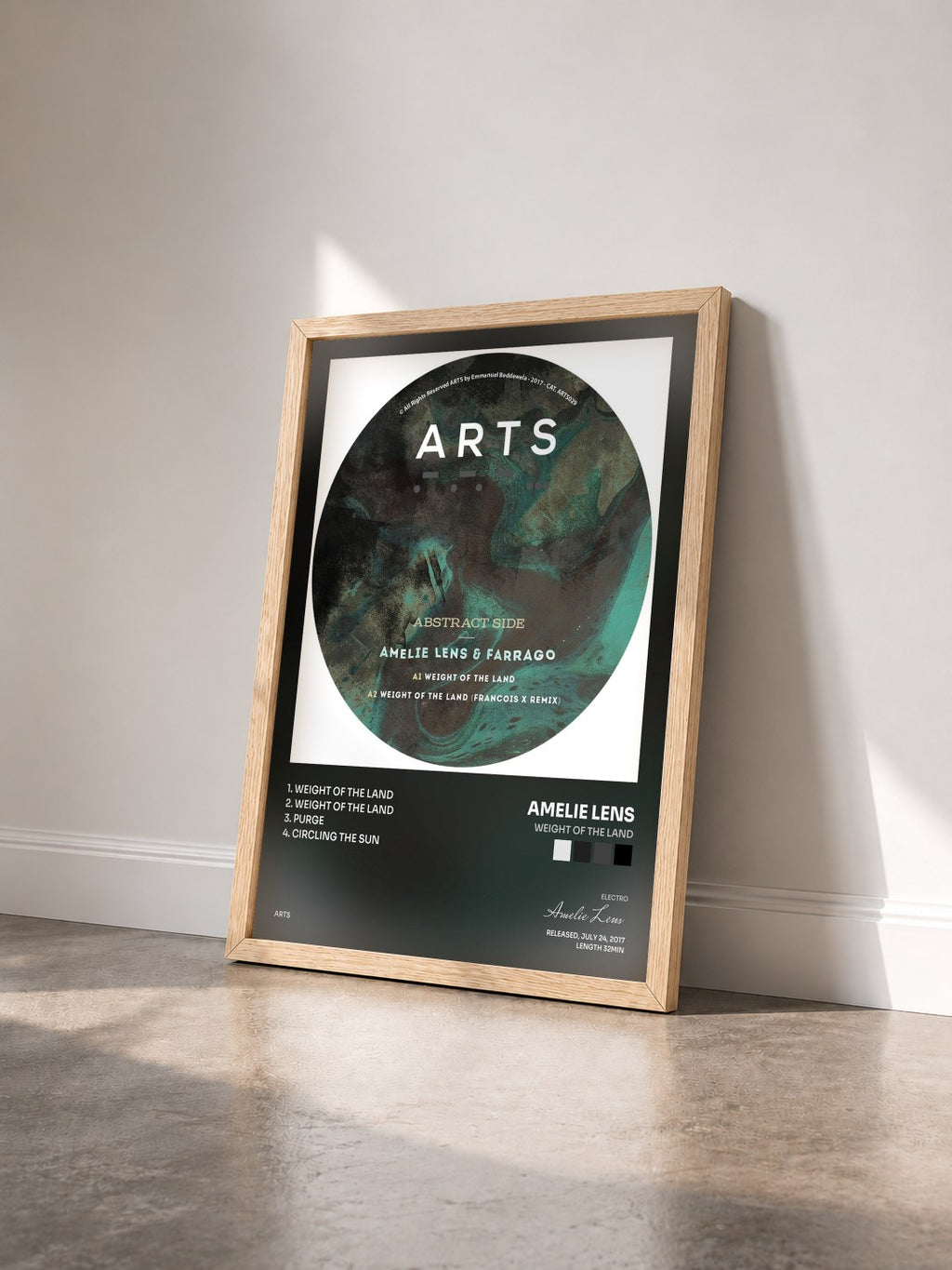 #bois Tableau de l'album Weight Of The Land de Amelie Lens vu de trois quarts, cadre en bois brut